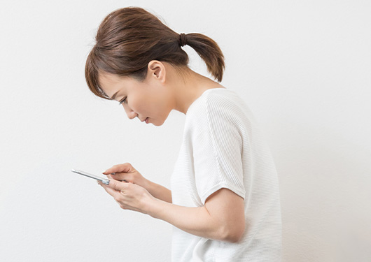 ストレートネック（スマホ首）